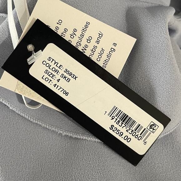 NWT XSCAPE Ruffle Off The Shoulder Gown Size 4 - Picture 6 of 6